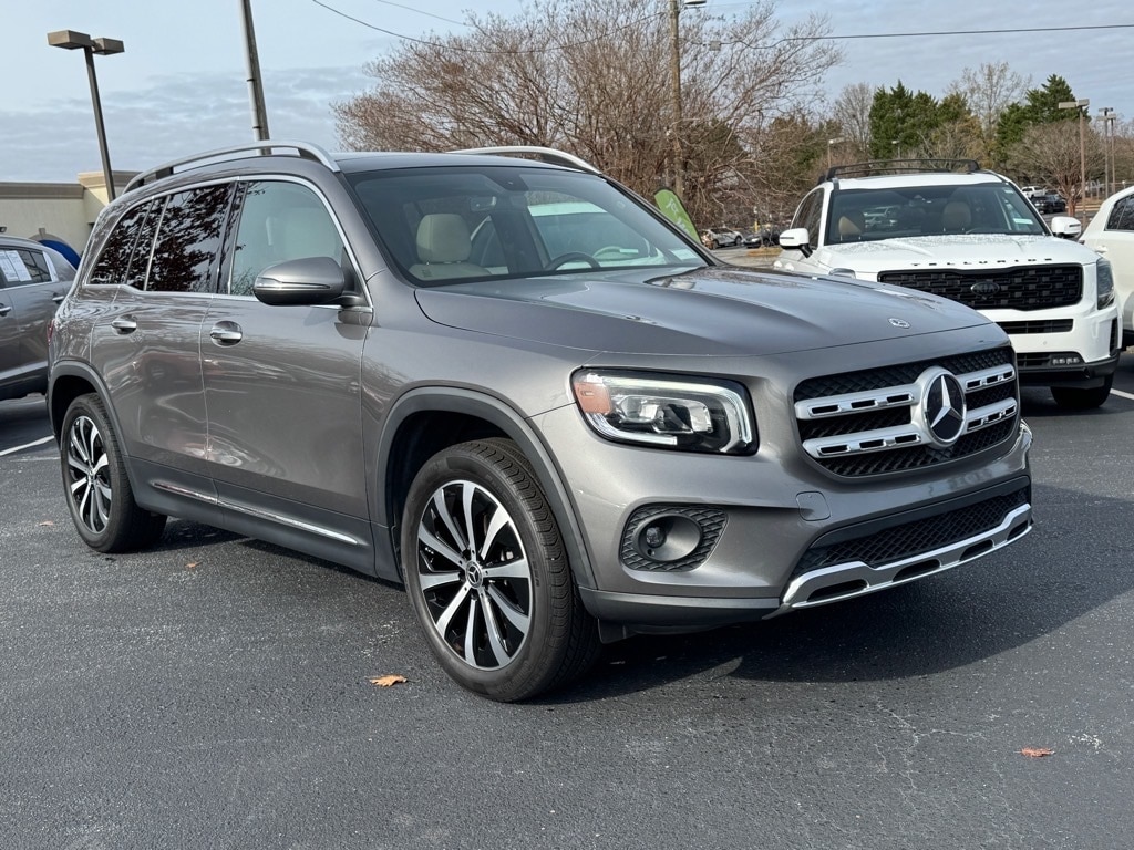 2021 Mercedes-Benz GLB Base's photo
