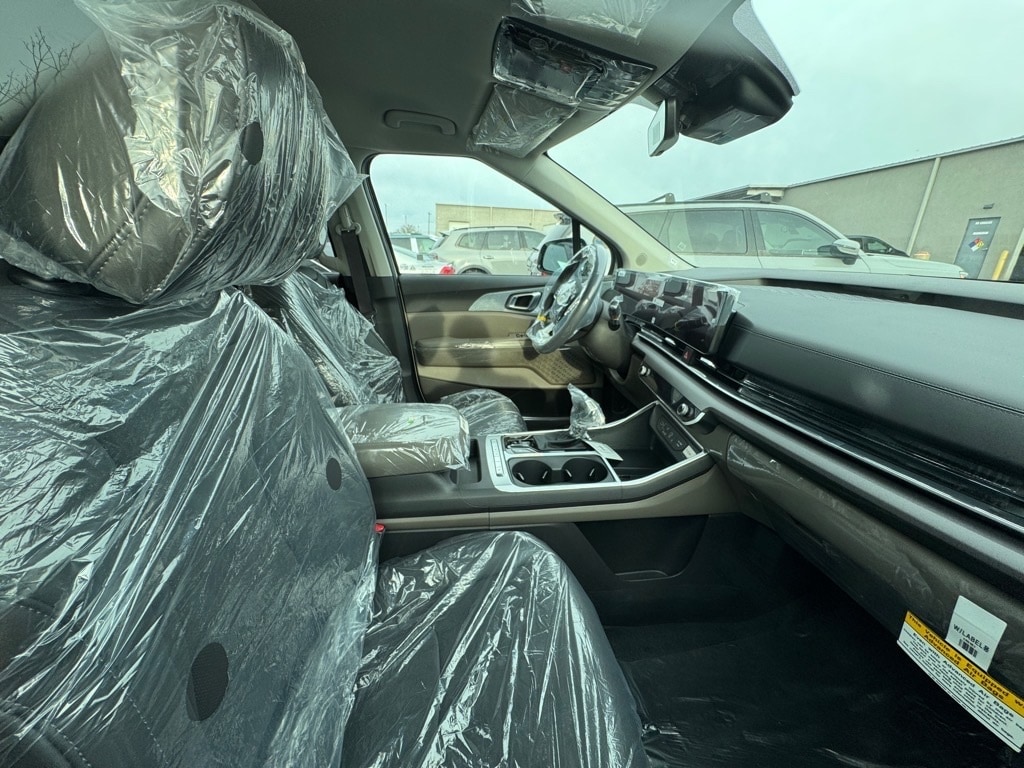 New 2026 Kia Carnival EX Van Passenger Van