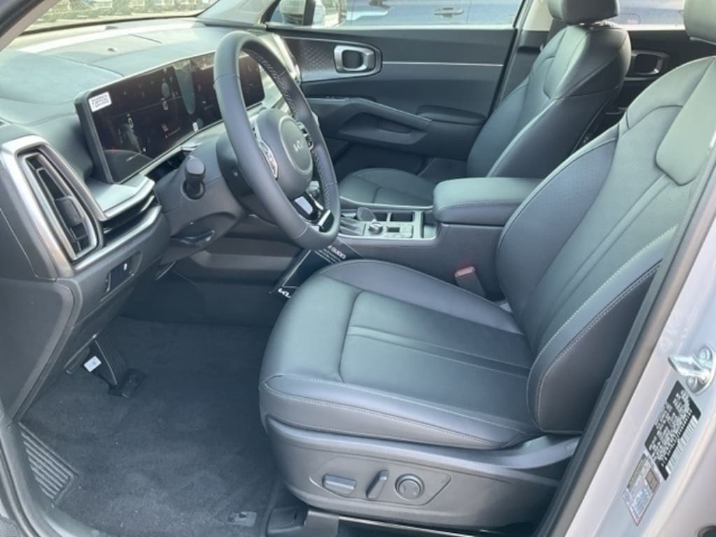 New 2025 Kia Sorento S SUV