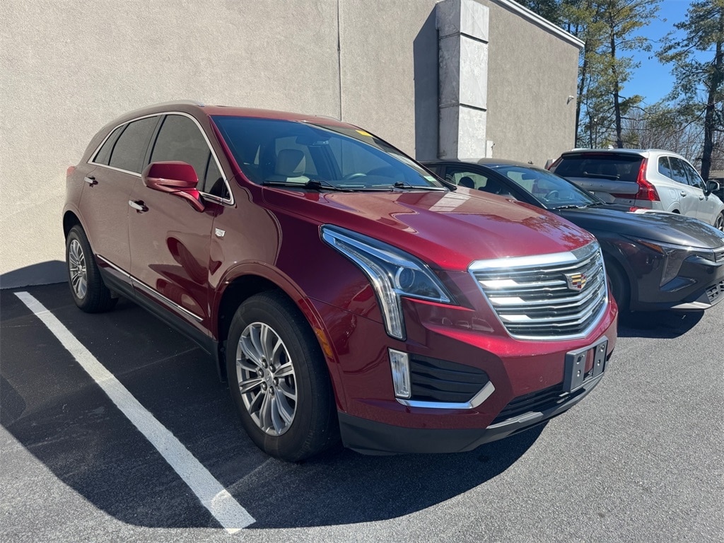 Used 2017 CADILLAC XT5 Luxury SUV