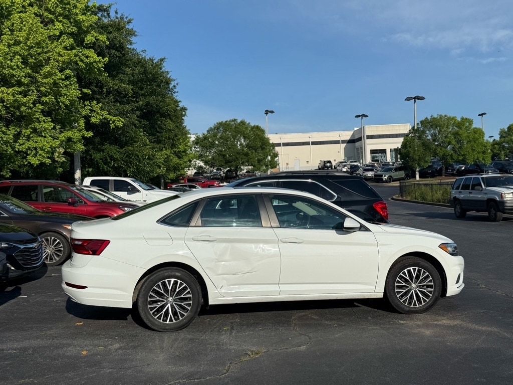 Used 2021 Volkswagen Jetta SE with VIN 3VWC57BU4MM033512 for sale in Greer, SC