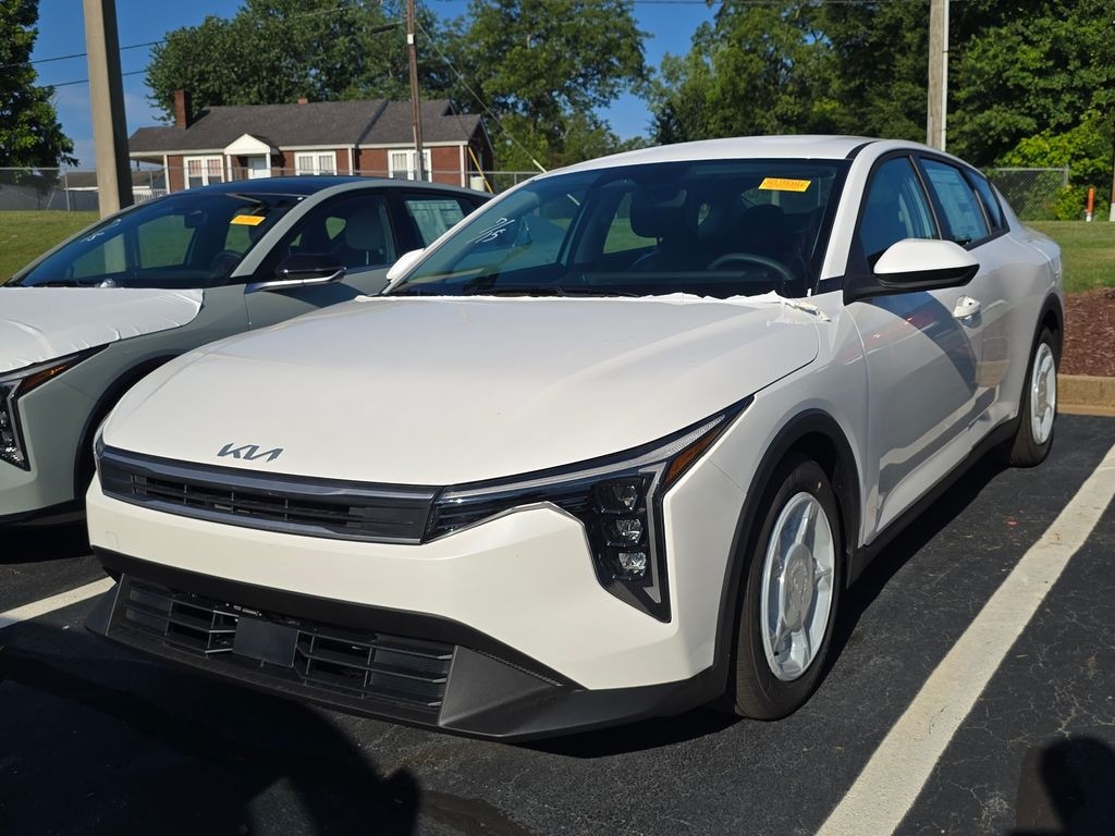 New 2026 Kia K4 LX Sedan