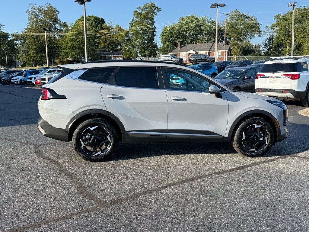 New 2026 Kia Sportage Hybrid EX SUV