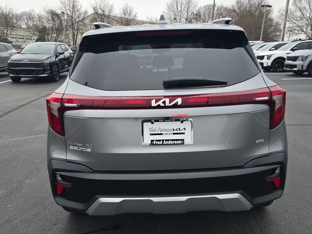 New 2026 Kia Seltos S SUV
