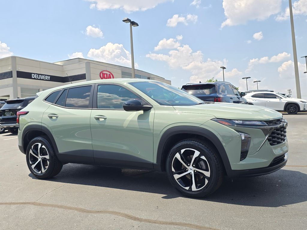 2024 Chevrolet Trax 1RS's photo