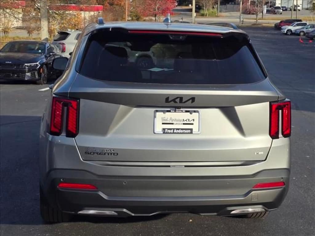 New 2026 Kia Sorento Hybrid X-Line SX Prestige SUV