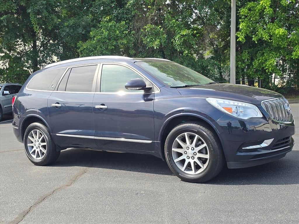 2017 Buick Enclave Convenience's photo