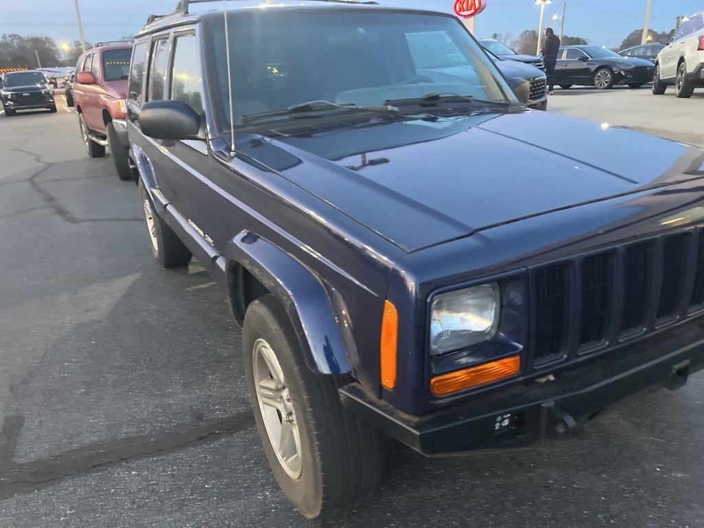 Used 2000 Jeep Cherokee Classic SUV