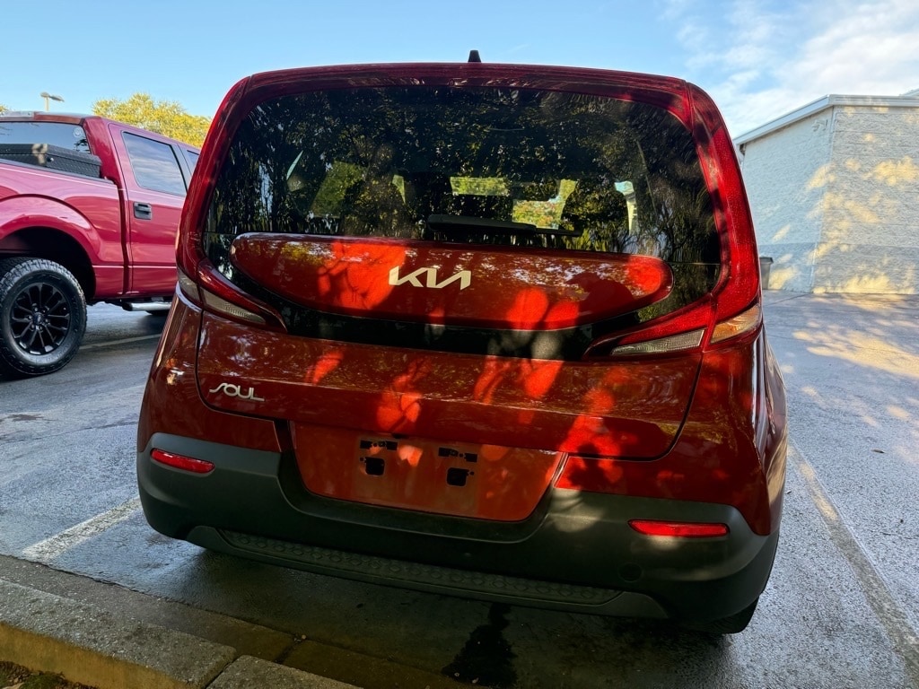 Used 2022 Kia Soul LX Hatchback