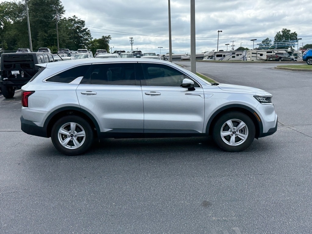 Used 2021 Kia Sorento LX with VIN 5XYRG4LC6MG002190 for sale in Greer, SC