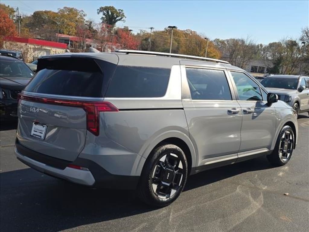 New 2026 Kia Carnival EX Van Passenger Van