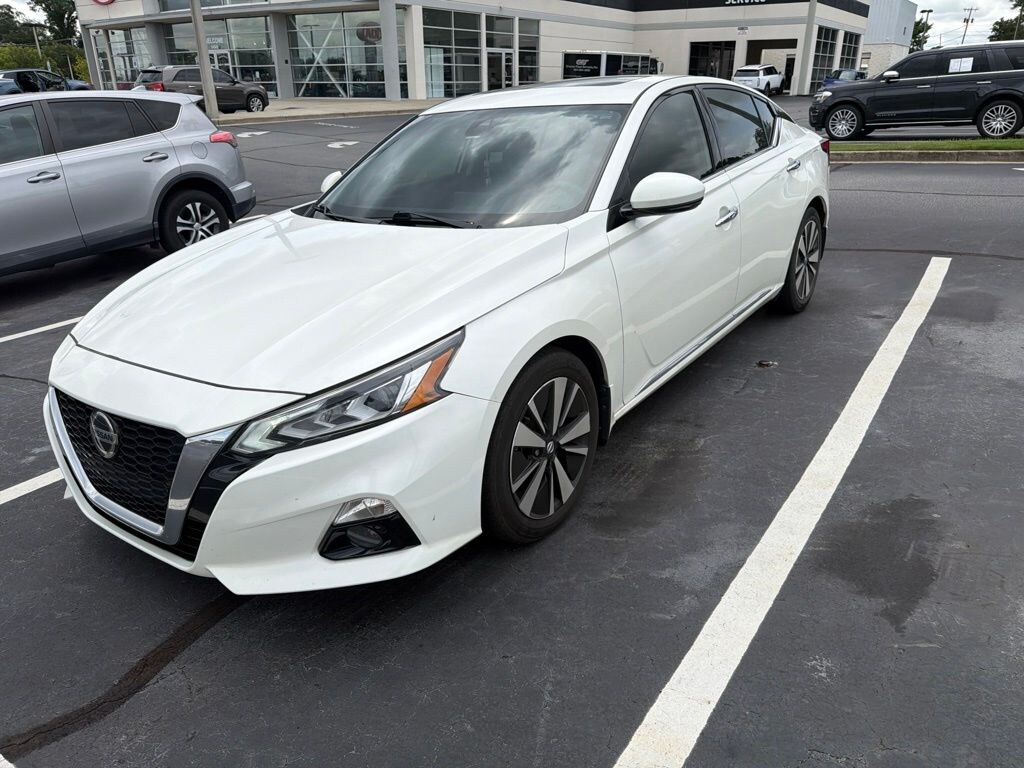 Used 2019 Nissan Altima 2.5 SV Sedan