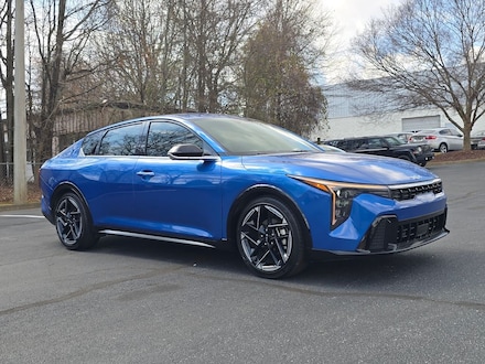 2025 Kia K4 GT-Line Sedan