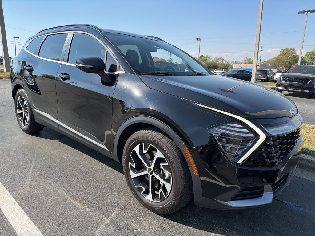 Certified 2025 Kia Sportage EX SUV