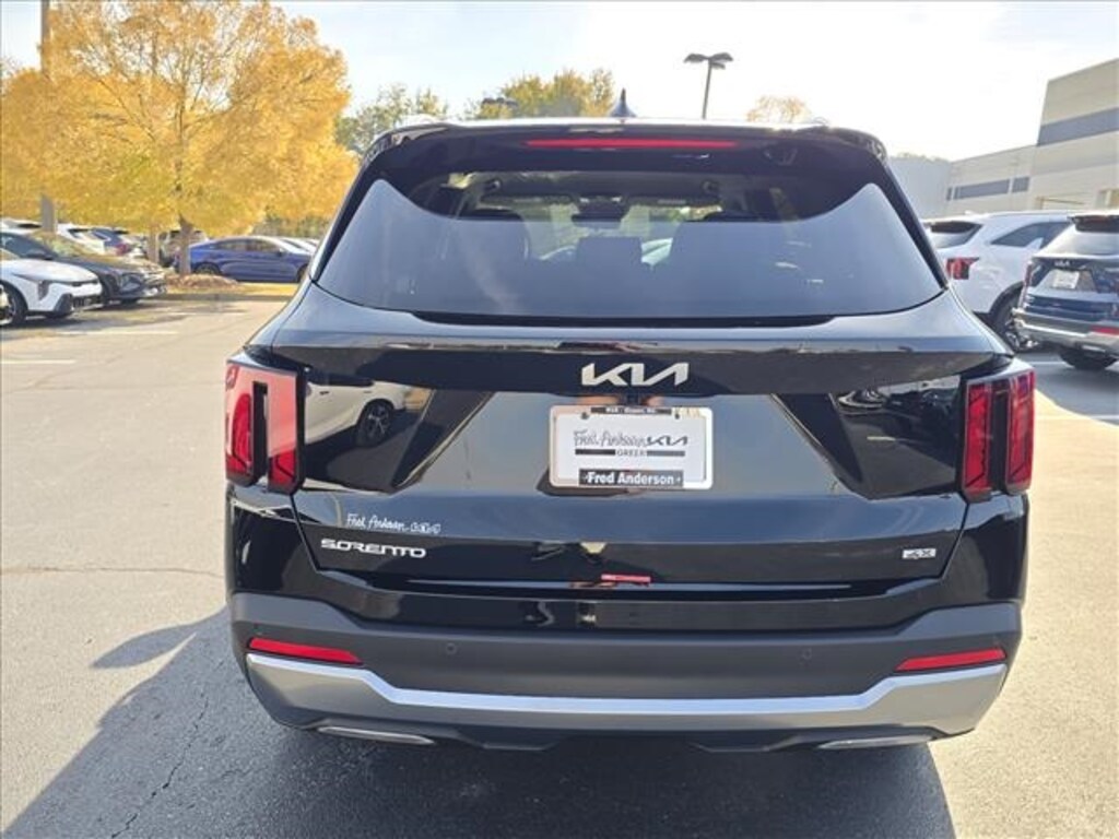 New 2026 Kia Sorento S SUV