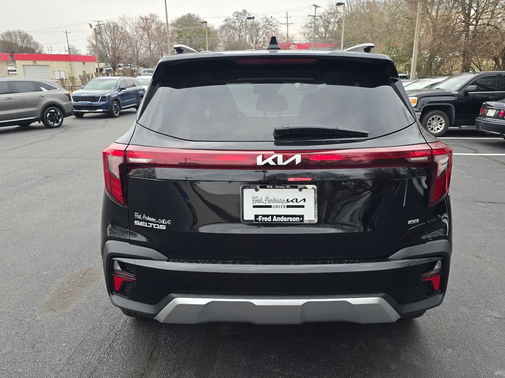 New 2026 Kia Seltos S SUV