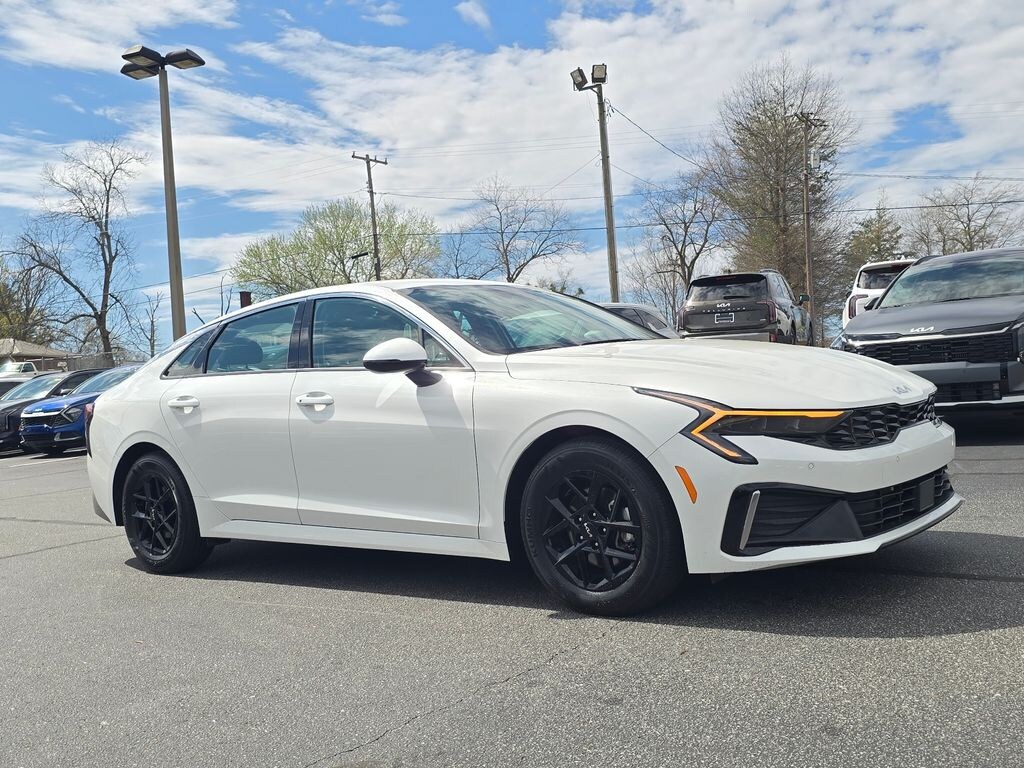 Used 2025 Kia K5 LXS Sedan