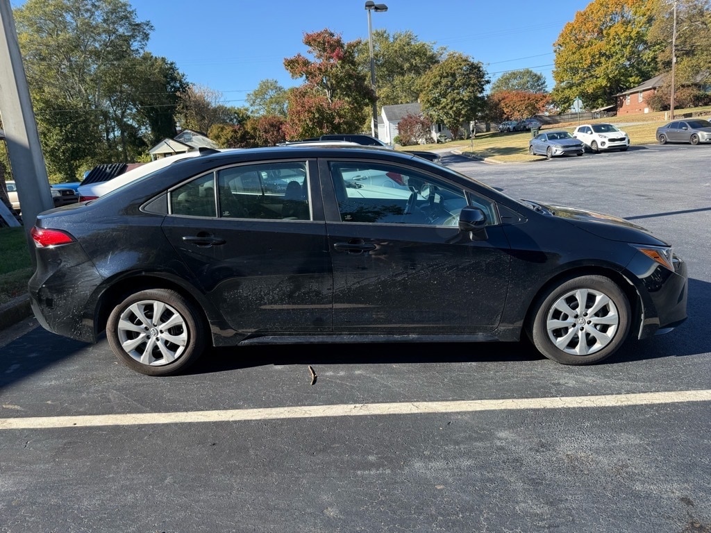 Used 2023 Toyota Corolla LE with VIN 5YFB4MDE0PP032070 for sale in Kansas City