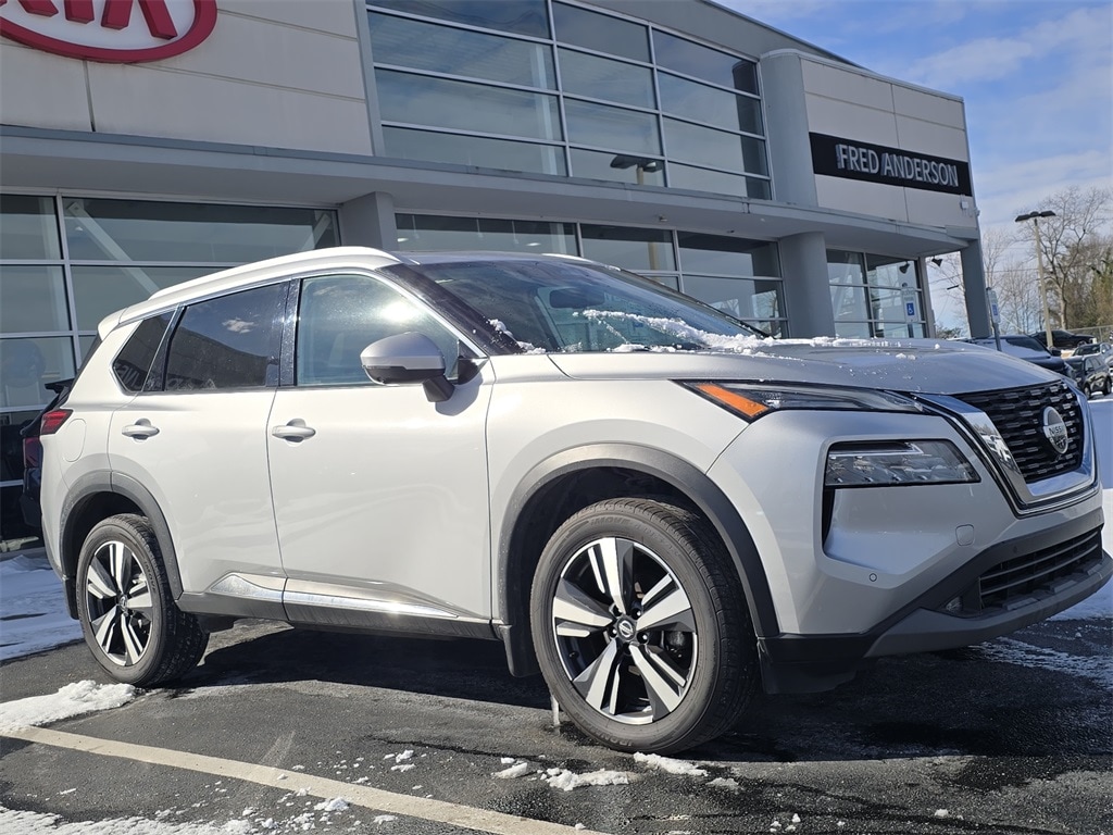 2021 Nissan Rogue SL