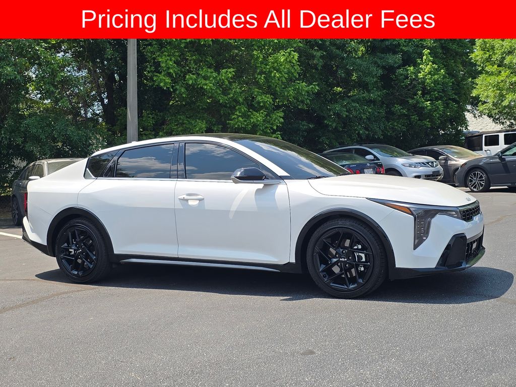 2025 Kia K4 GT-Line Turbo AT's photo