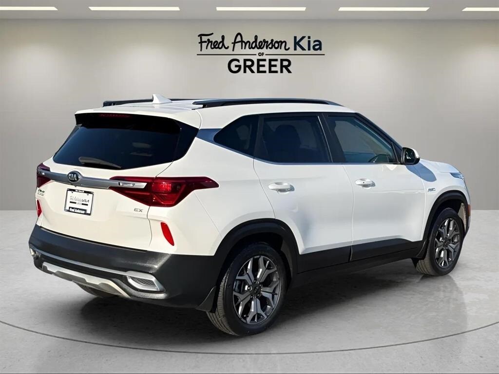 2021 Kia Seltos EX photo 3