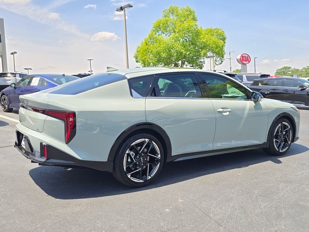 New 2026 Kia K4 GT-Line Sedan