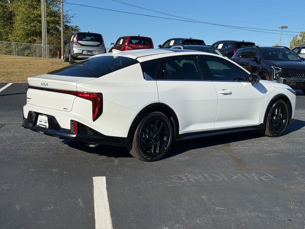 New 2025 Kia K4 GT-Line Turbo Sedan