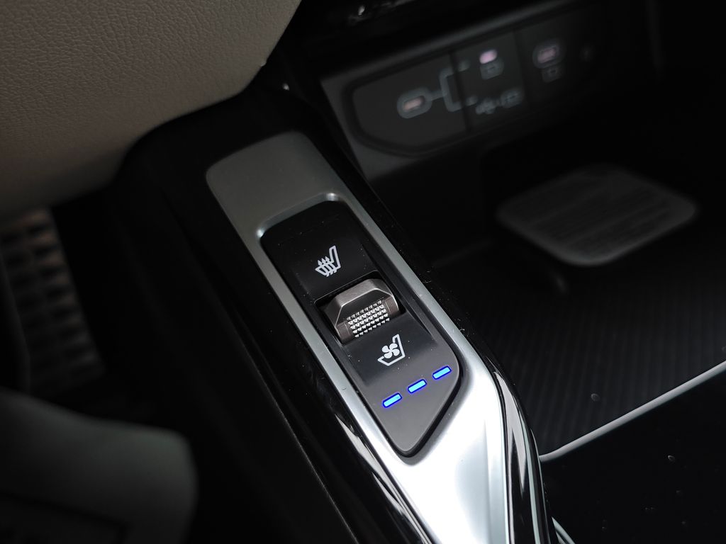 2026 Kia Sorento SX Prestige Hybrid - Photo 19