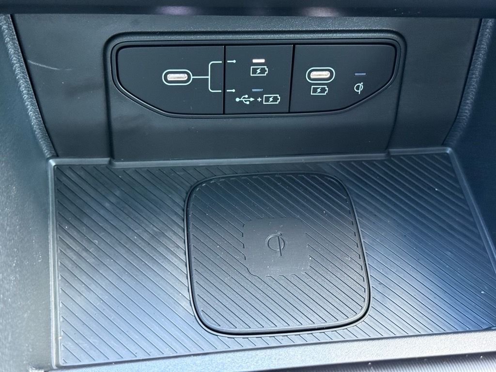 2026 Kia Sportage SX - Photo 18