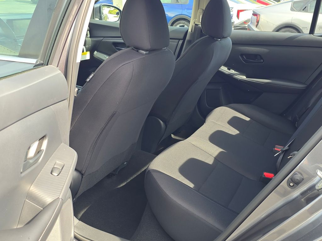 2025 Nissan Sentra S - Photo 10