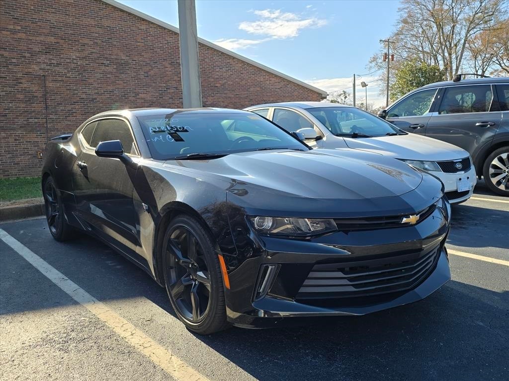 2018 Chevrolet Camaro 1LT's photo