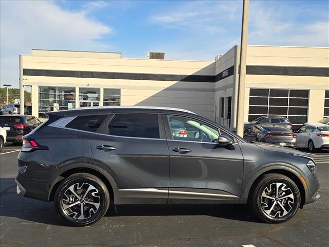 2024 Kia Sportage Hybrid EX photo 2