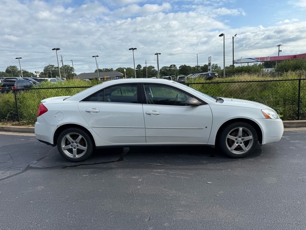 Used 2009 Pontiac G6 G6 with VIN 1G2ZG57N394204027 for sale in Greer, SC