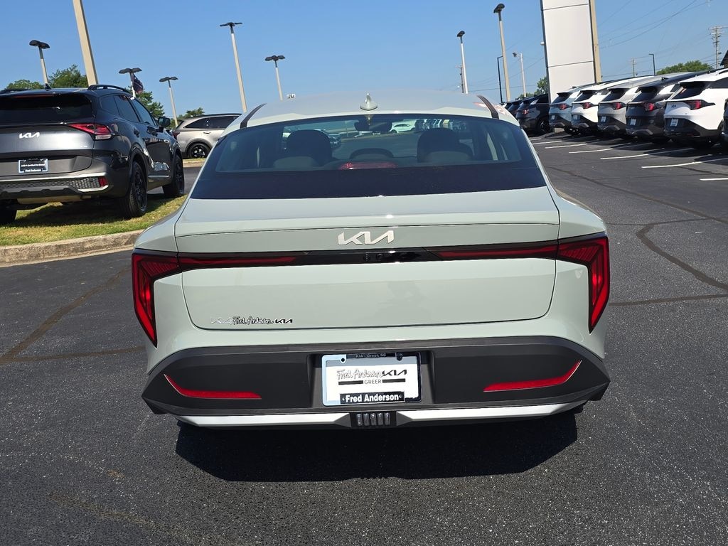New 2026 Kia K4 LXS Sedan
