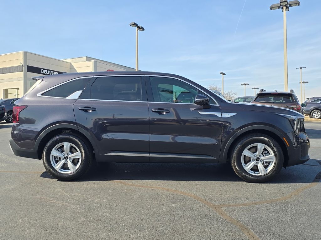 Certified 2025 Kia Sorento LX SUV