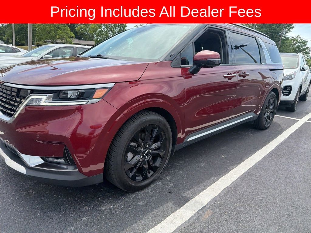 2024 Kia Sedona SX's photo