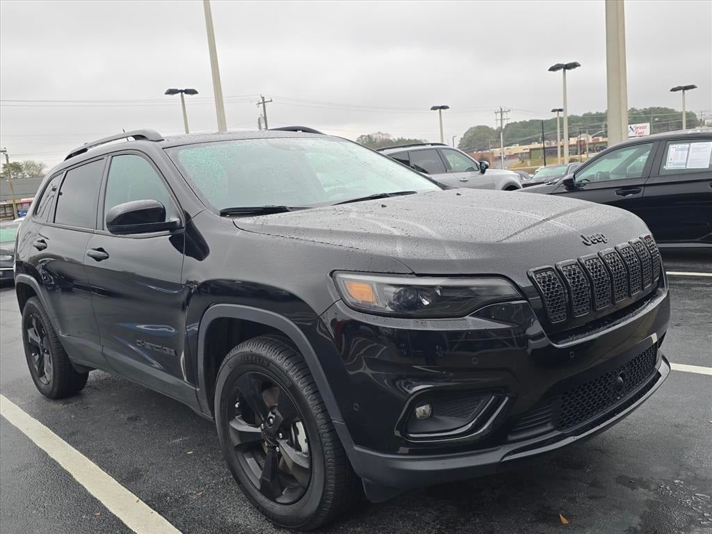 2023 Jeep Cherokee Altitude Lux's photo