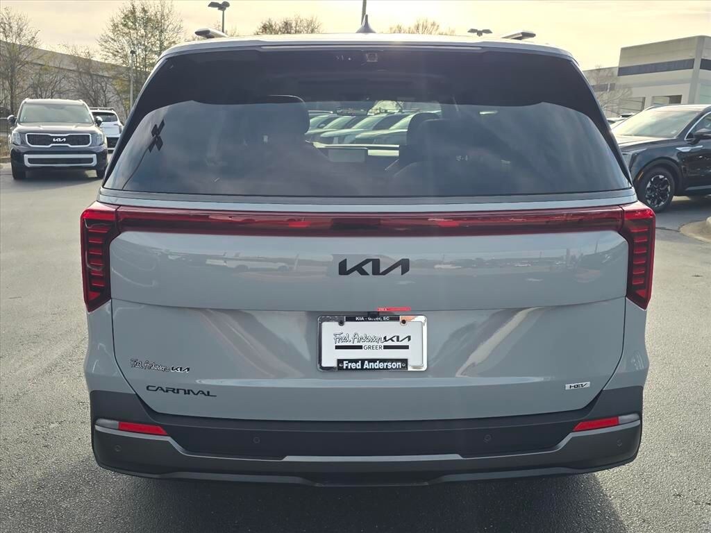 New 2026 Kia Carnival Hybrid SX Prestige Van Passenger Van