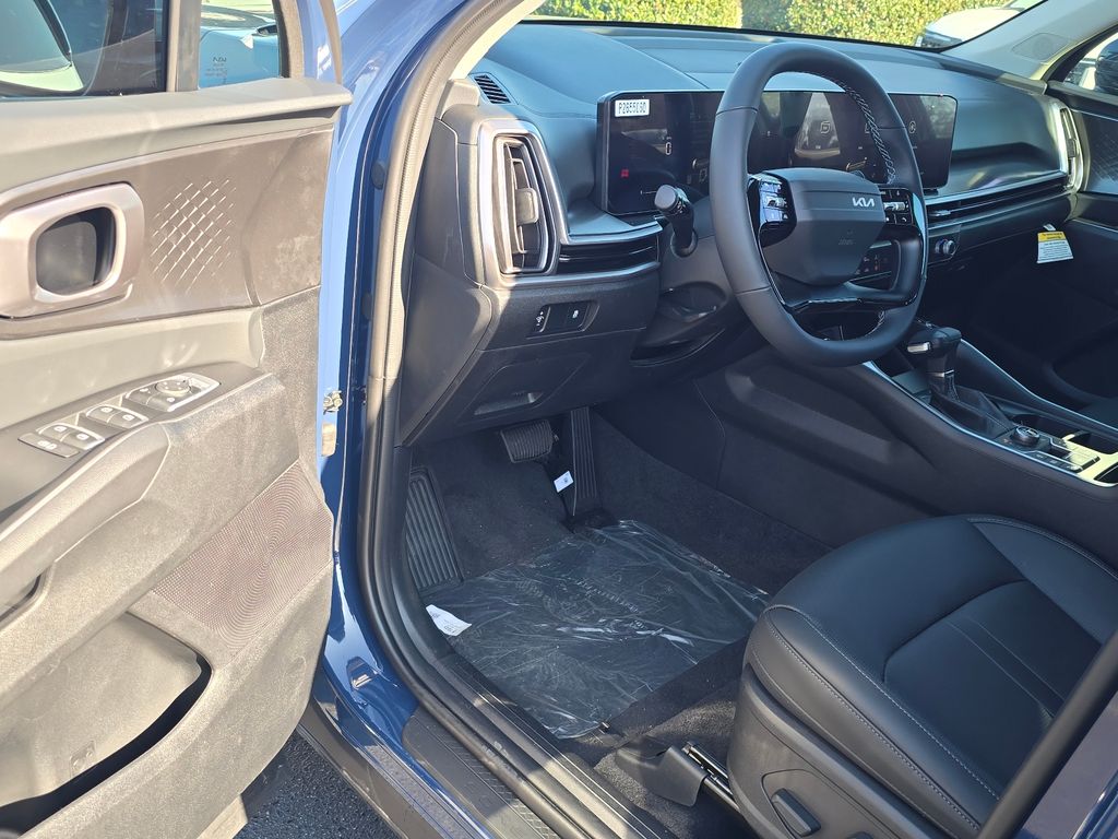 2026 Kia Sorento S - Photo 8