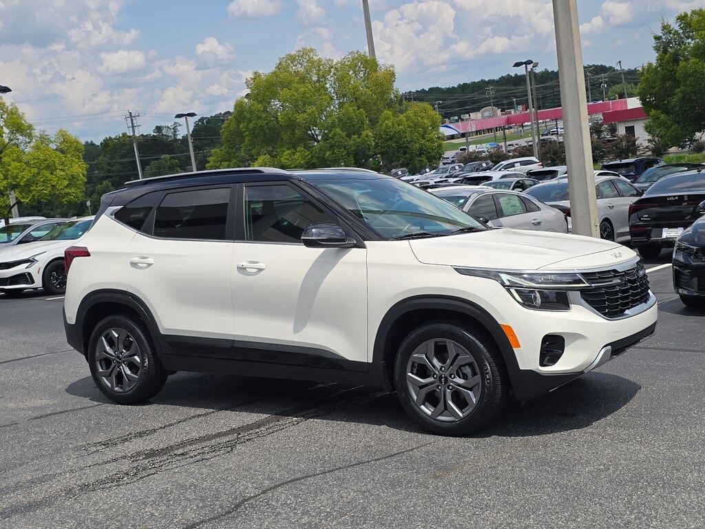 Used 2024 Kia Seltos S SUV