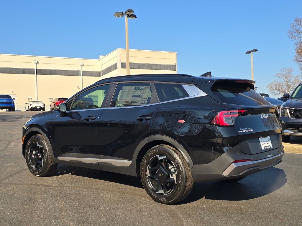 New 2026 Kia Sportage EX SUV