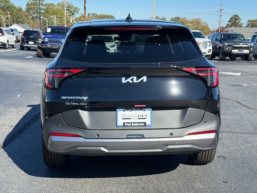 New 2026 Kia Sportage LX SUV