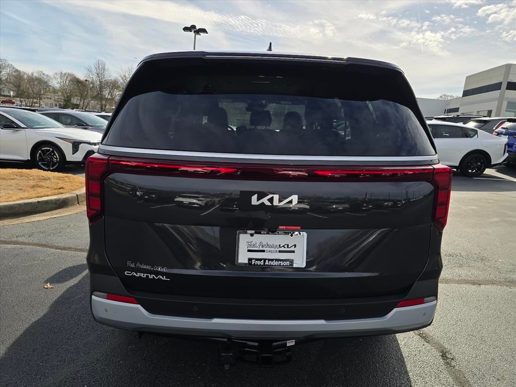 New 2026 Kia Carnival LX Van Passenger Van