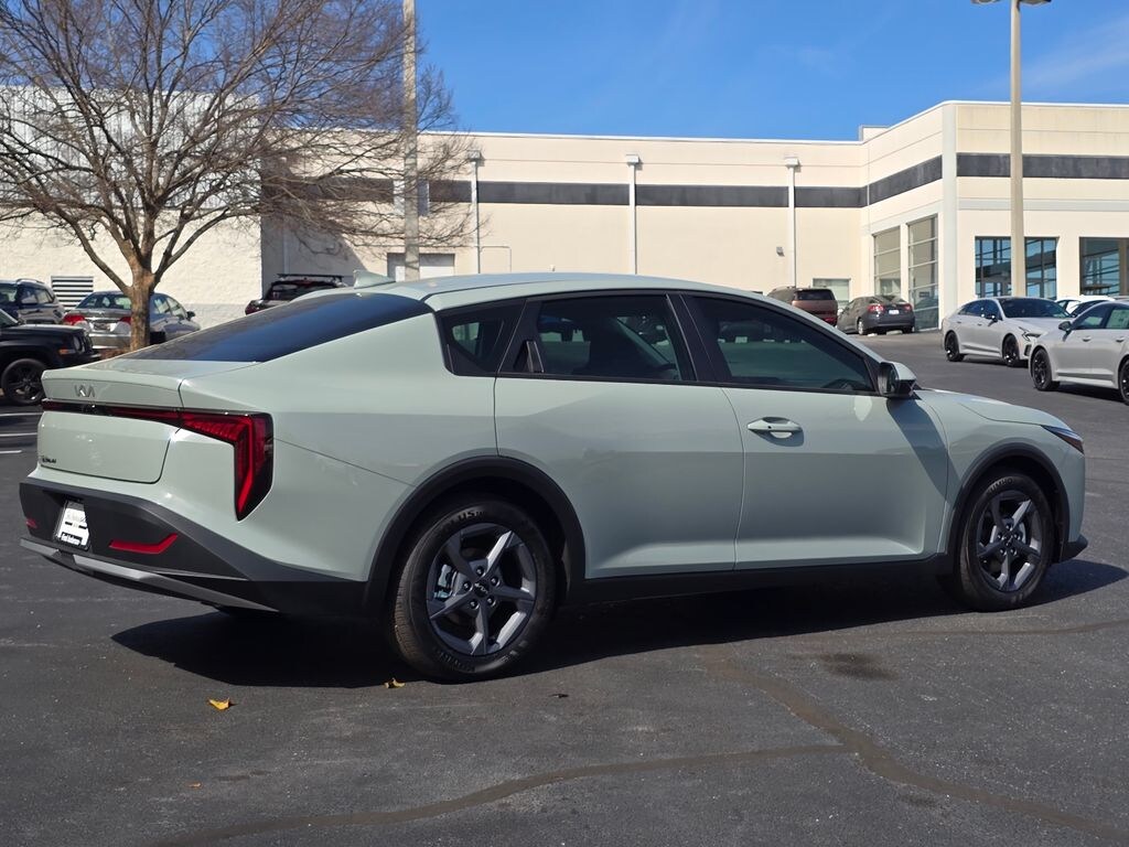 New 2026 Kia K4 LX Sedan