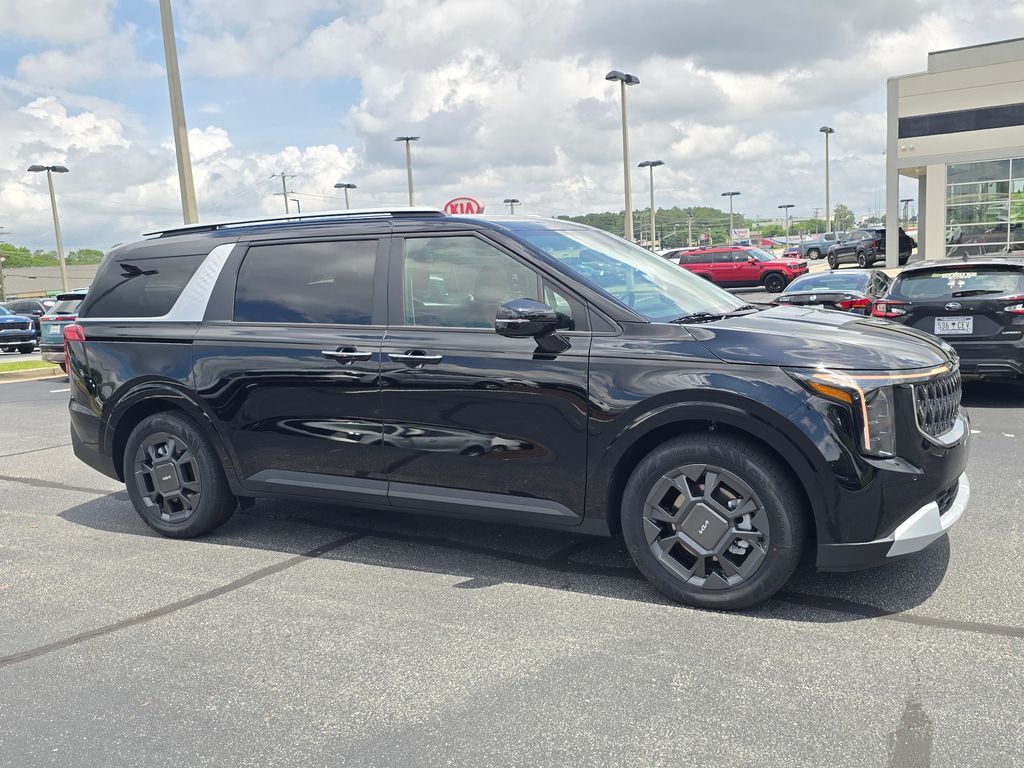 2026 Kia Sedona EX HEV's photo