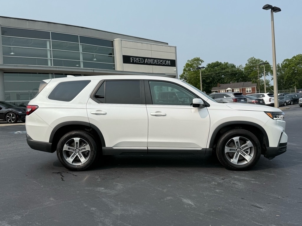 Used 2024 Honda Pilot EX-L with VIN 5FNYG1H41RB032143 for sale in Greer, SC