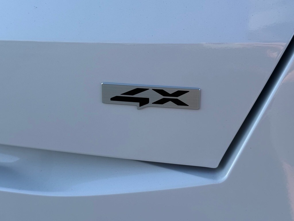 2026 Kia Sorento EX photo 2