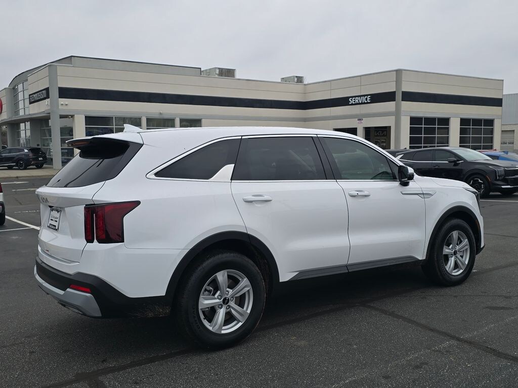 New 2026 Kia Sorento LX SUV