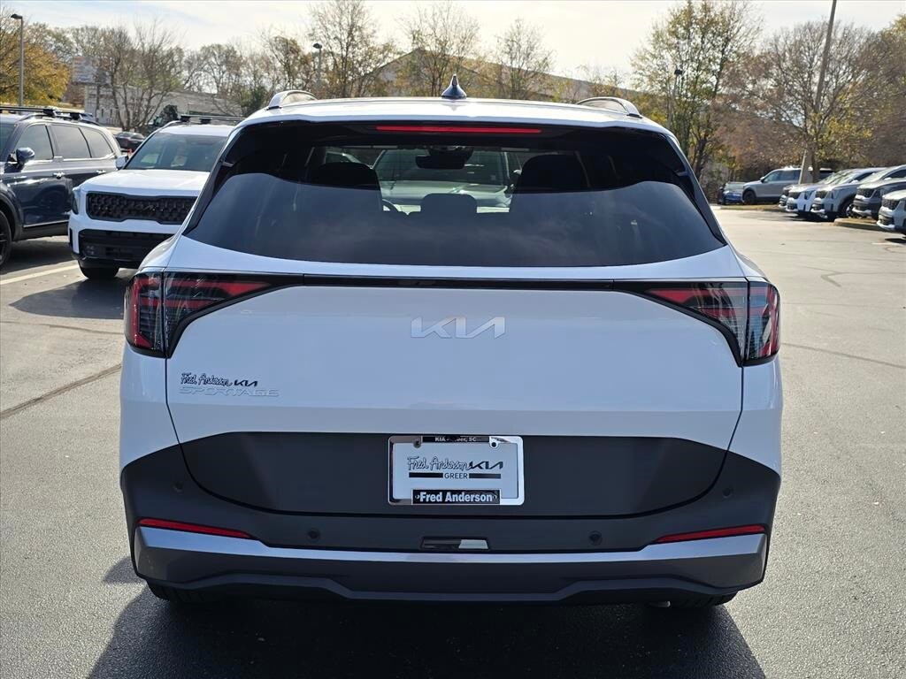 2026 Kia Sportage EX photo 4