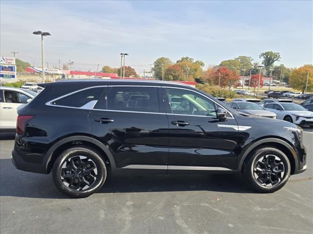 New 2026 Kia Sorento S SUV